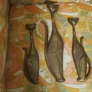 Vintage Wall Hanging Cats